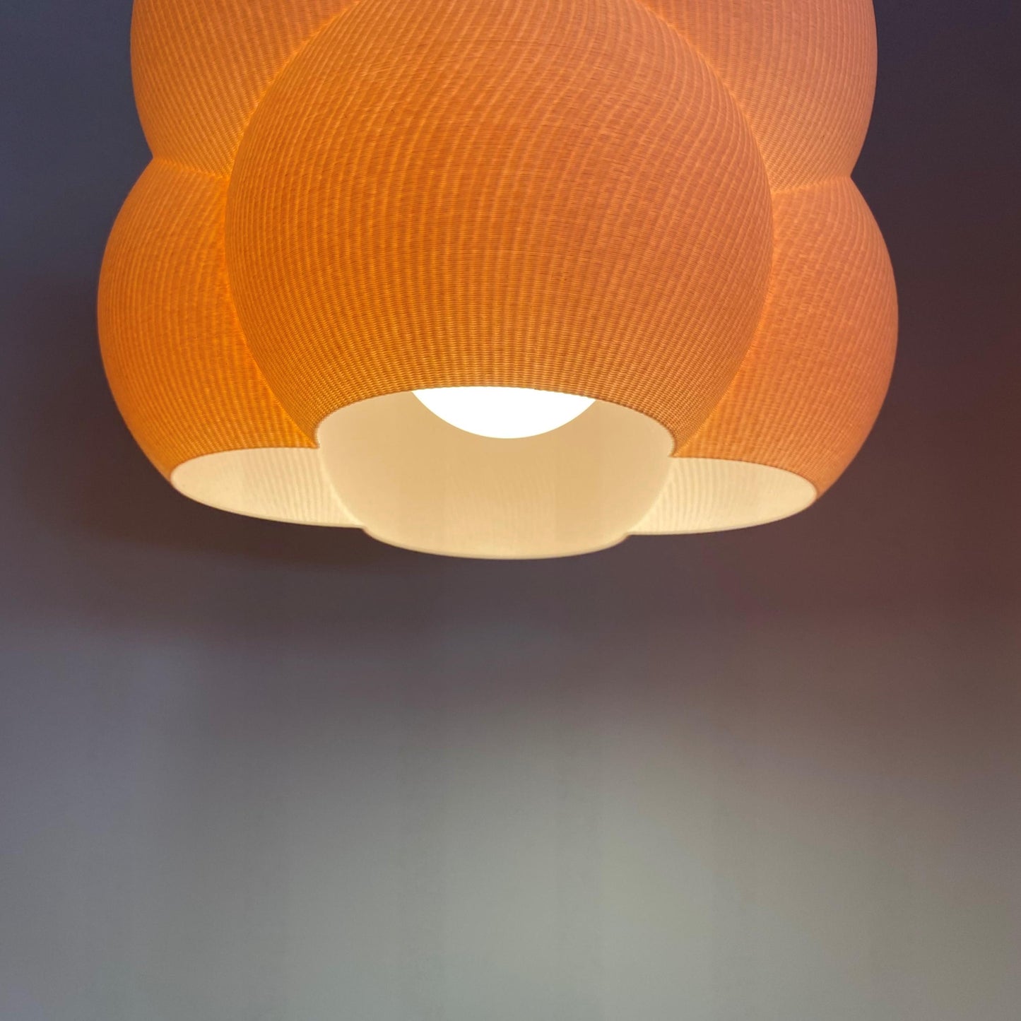 Hängelampe Cloud | Weiche organische Form | Nachhaltige Pendelleuchte | Skandinavische Wolkenlampe | 3D-gedrucktes Design | Boho & Modern - the-distinct.shop