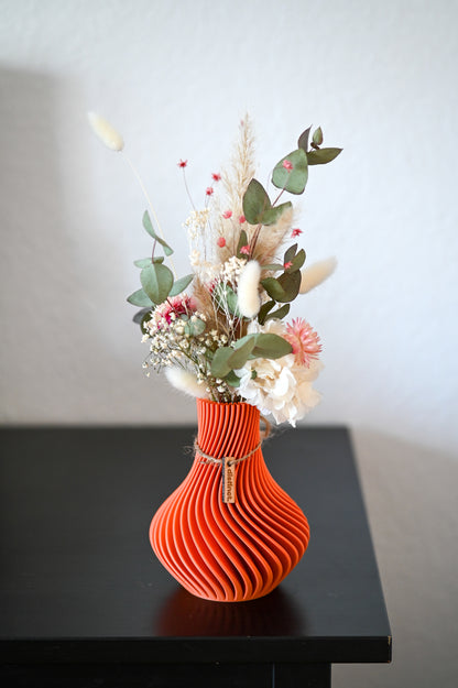 Vase Liva– Design-Vase mit gedrehten Linien | Wasserfest für Frisch- & Trockenblumen | Made in Germany - the-distinct.shop