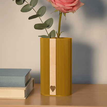 Personalisierte Dreiecksvase Treva